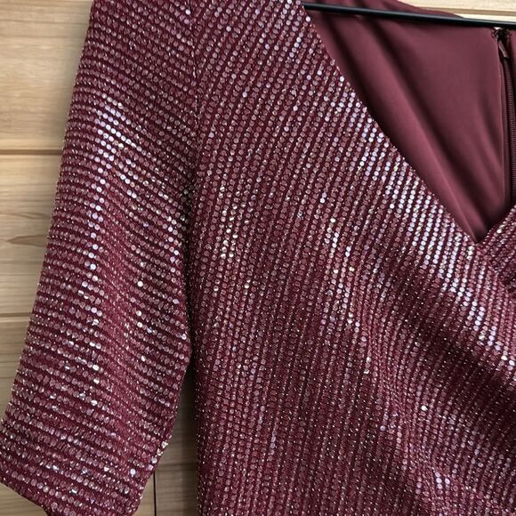 Adrianna Papell Size 6 Bethany Wrap Front Sequin Full Length Gown - Picture 7 of 14